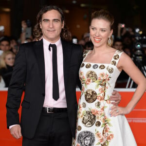 Joaquin Phoenix et Scarlett Johansson sur le tapis rouge du film "Her" lors du 8eme festival international du film de Rome, le 10 Novembre 2013.