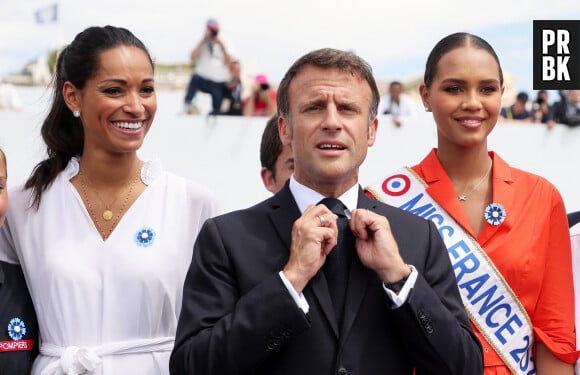 L'an dernier, cette IA avait su prédire la victoire d'Indira Ampiot, mais aussi le nom de sa première dauphine, Agathe Cauet, Miss Nord-Pas-de-Calais.
Cindy Fabre, le Président de la République Emmanuel Macron et Indira Ampiot, Miss France 2023 lors d'un bain de foule après la cérémonie du 143ème défilé militaire du 14 juillet 2023. © Dominique Jacovides/Bestimage