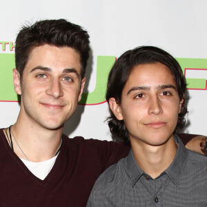 David Henrie, guest - Avant-première du film "The Duff" à Hollywood, le 12 février 2015.  The Duff Los Angeles Fan Screening held at the The TCL Chinese 6 Theatre in Hollywood, California on February 12th , 2015. 