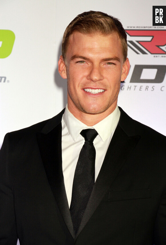 Alan Ritchson - Tapis rouge " 7th Annual Fighters Only World Mixed Martial Arts Awards " à Las Vegas Le 30 Janvier 2015