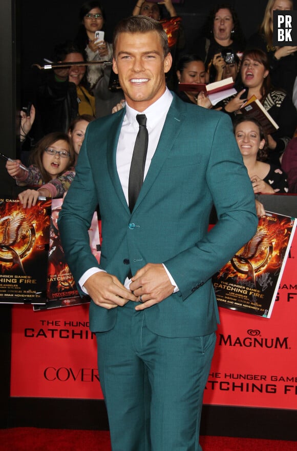 Alan Ritchson - Premiere du film "The Hunger Games 2 : Catching Fire" a Los Angeles, le 18 novembre 2013.