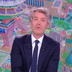 "Les drama queens de CNews" : Yann Barthès ridiculise Pascal Praud après des critiques sur l'affiche des JO de Paris 2024