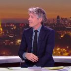 "Un coussin anal..." : Audrey Lamy se lâche dans Quotidien sur TMC, Yann Barthès hallucine