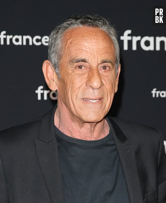 Thierry Ardisson au photocall pour la conférence de presse de rentrée de France TV à la Grande Halle de la Villette à Paris, France, le 11 juillet 2023. © Coadic Guirec/Bestimage