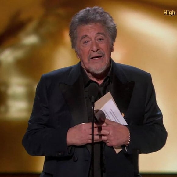 Al Pacino sur la scène pour la cérémonie des Oscars 2024 à Los Angeles.