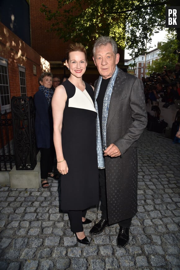 Sir Ian McKellen et Laura Linney à la première de «Holmes» à Londres, le 10 juin 2015