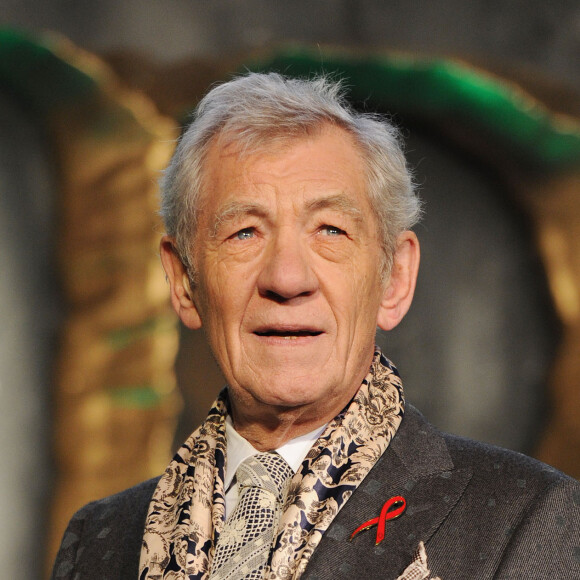 Sir Ian McKellen à la première du film "The Hobbit: The Battle Of The Five Armies" à Londres, le 1er decembre 2014