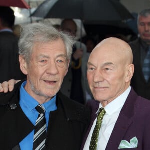 Sir Ian McKellen et Patrick Stewart lors de la première du film "X Men: Days of Future Past" à Londres, le 12 mai 2014.