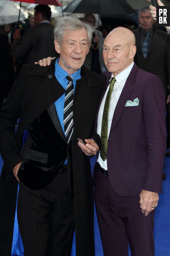 Sir Ian McKellen et Patrick Stewart lors de la première du film "X Men: Days of Future Past" à Londres, le 12 mai 2014.
