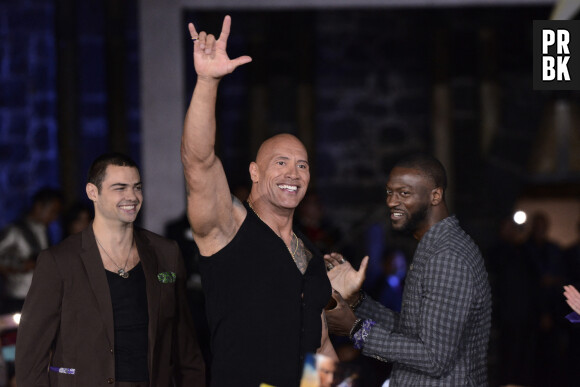 Dwayne Johnson (The Rock) fait le show à l'avant-première du film "Black Adam" au Diego Rivera Museum à Mexico.