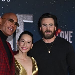 Dwayne Johnson, Lucy Liu et Chris Evans - Première du film "Red One" à New York.