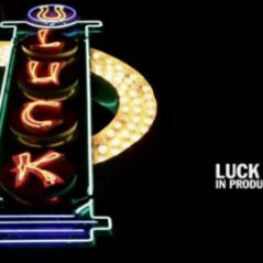 Luck ... la nouvelle série de HBO avec Dustin Hoffman et Nick Nolte (vidéo)