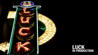 Luck ... la nouvelle série de HBO avec Dustin Hoffman et Nick Nolte (vidéo)