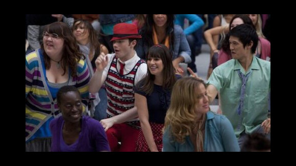 Glee saison 2 ... le Glee Club reprend Born This Way de Lady Gaga (vidéo)