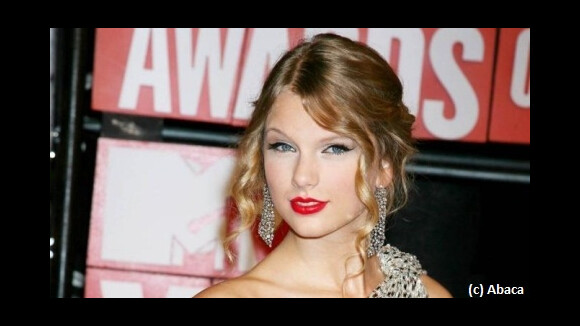 Taylor Swift ... Amoureuse de son métier ... elle se moque des paparazzis