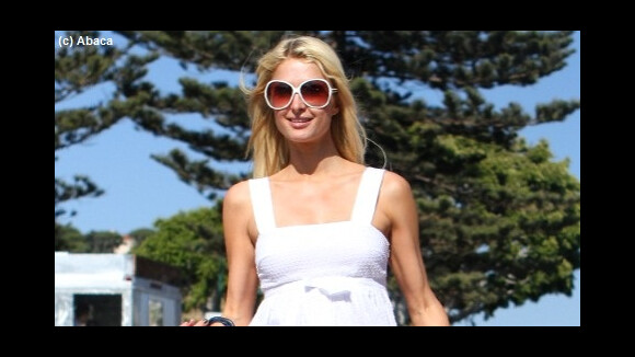 Paris Hilton : elle fait ses courses à Malibu (PHOTOS)
