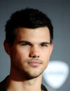 Taylor Lautner a la soirée d'inauguration du Super Bowl