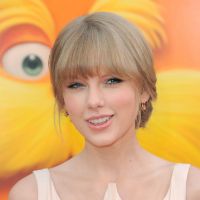 Taylor Swift et Zac Efron : la belle et la bête à l'avant-première de The Lorax (PHOTOS)