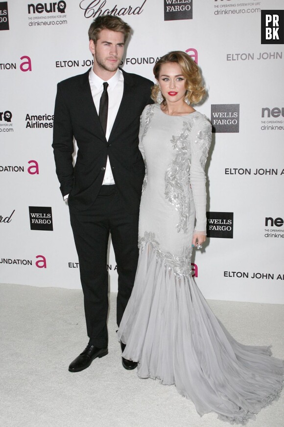 Liam Hemsworth et Miley Cyrus à la soirée Elton John pour les Oscars