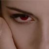 Les yeux rouges de Bella