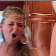 Les Anges 4 : énorme clash entre Aurélie et Marie ! (VIDEO)