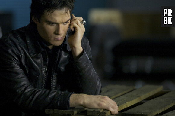 Damon sera sévérement battu dans l'épisode final de la saison 3 de Vampire Diaries