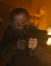 Daniel Craig accro aux armes dans Skyfall !