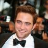 Robert Pattinson hyper classe à Cannes