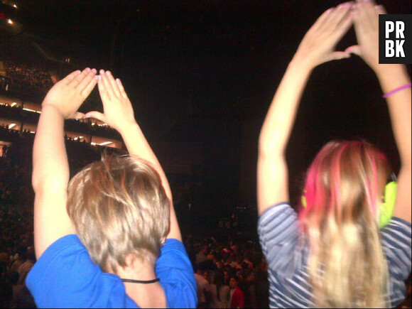 Les enfants de Gwyneth Paltrow lors du concert de Jay-Z et Kanye West à Londres