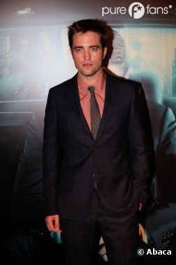 Robert Pattinson trop hot