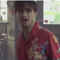 Daniel Radcliffe : gueule de bois au réveil pour ses potes de Slow Club (VIDEO)