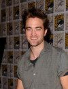 Robert Pattinson a dû porter une perruque pour Twilight 5 !