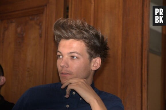 Louis Tomlinson a un peu parlé Français pendant la conf' de presse de One Direction