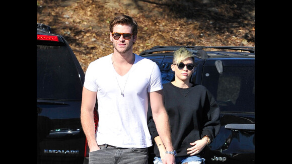 Miley Cyrus et Liam Hemsworth : ensemble mais pas très joyeux après les rumeurs d'infidélité (PHOTOS)