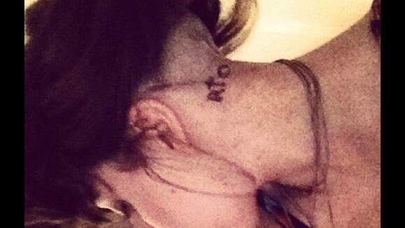 Lady Gaga : son nouveau tatouage ? Un message d'amour pour ses fans (PHOTO)