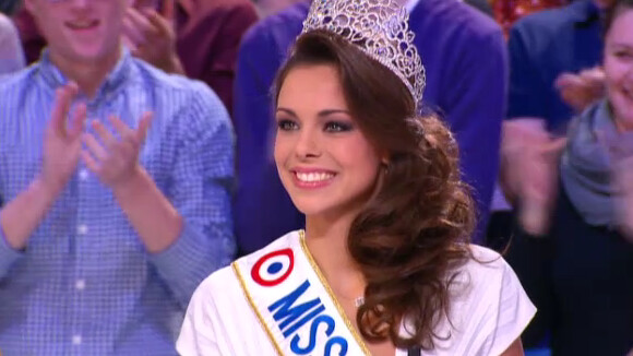 Marine Lorphelin : Miss France 2013 s'offre un gros fail au Grand Journal ! (VIDEO)