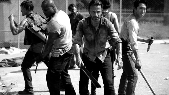 The Walking Dead : Encore plus proche du comics, AMC va rediffuser les saisons 1 et 2 en noir et blanc !