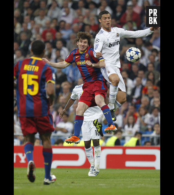 Cristiano Ronaldo VS Lionel Messi s'amusent de leur rivalité