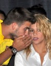 Shakira et Gerard Piqué, des futurs parents avec le coeur sur la main
