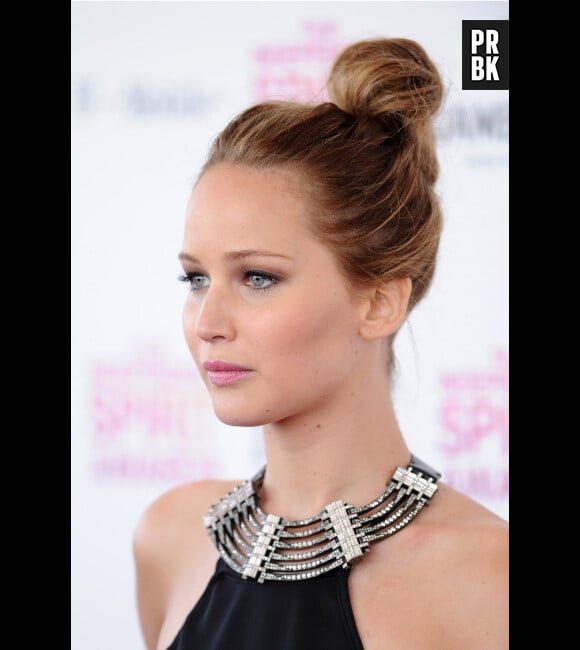 Jennifer Lawrence a fait sensation aux Spirit Awards 2013