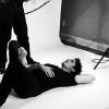 Ian Somerhalder dans les coulisses de son photoshoot pour Origin