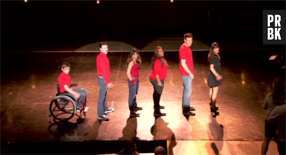 Glee reprend Don't Stop Believin' dans l'épisode 19 de la saison 4