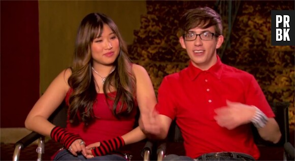Jenna Ushkowitz et Kevin McHale redevienne des petits avec la nouvelle reprise de Don't Stop Believin' dans Glee
