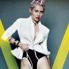 Miley Cyrus plus sexy que jamais devant l'objectif de Mario Testino