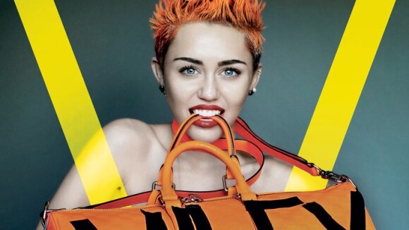 Miley Cyrus se déshabille et ose tout pour V