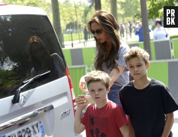 La famille Beckham a visité la Tour Eiffel, dimanche 5 mai 2013