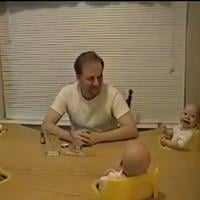 Des bébés pris d&#039;un fou rire font le buzz sur Youtube