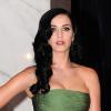 Katy Perry, une star à la poitrine généreuse