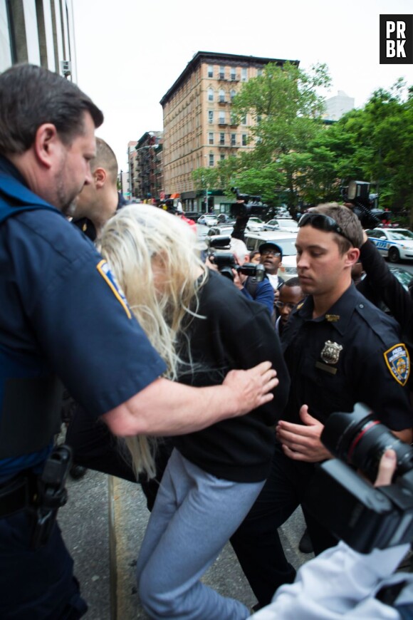 Amanda Bynes veut porter plainte contre la police de New York après son arrestation