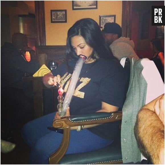 Une copine de Rihanna se drogue avec RiRi à Amsterdam en juin 2013